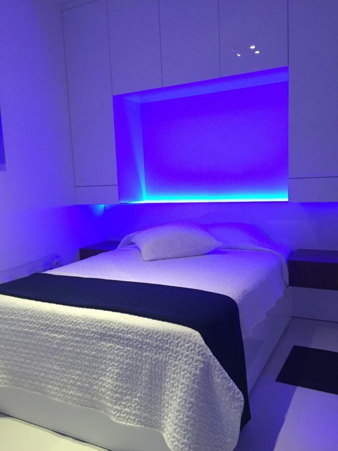Modern Seaview Beach Studio Limassol Exterior foto